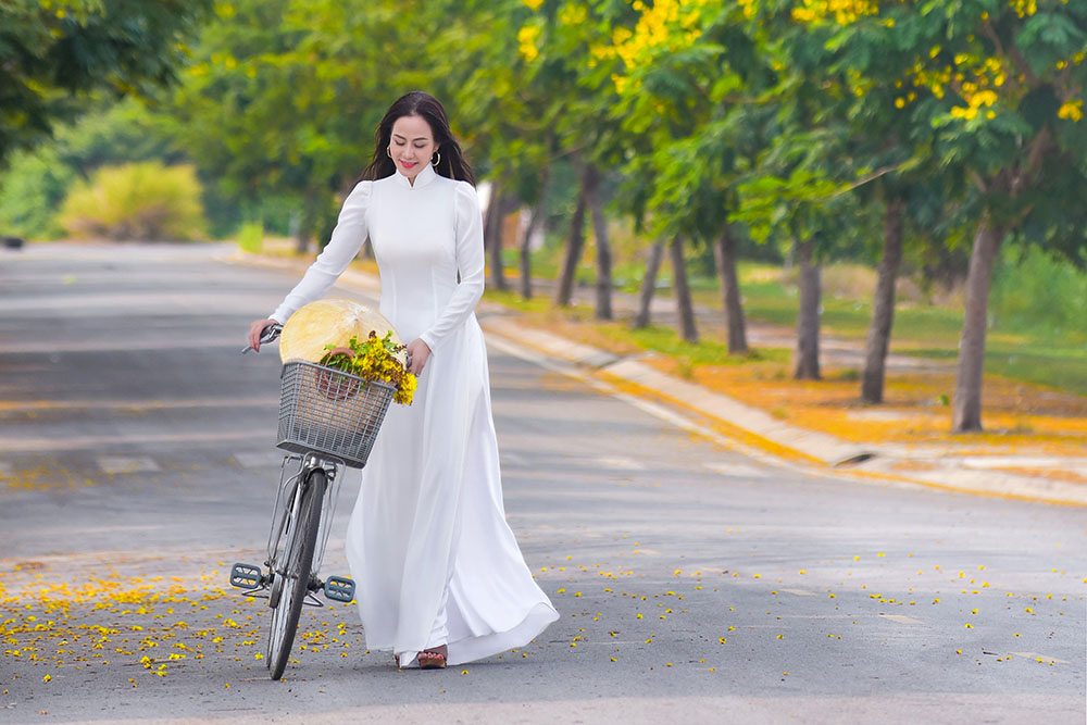 giáo viên cấp 2 cấp 3 có được xăm hình không