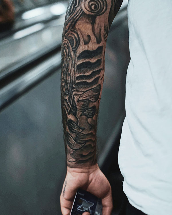 blackwork tattoo là gì, blackwork tattoos