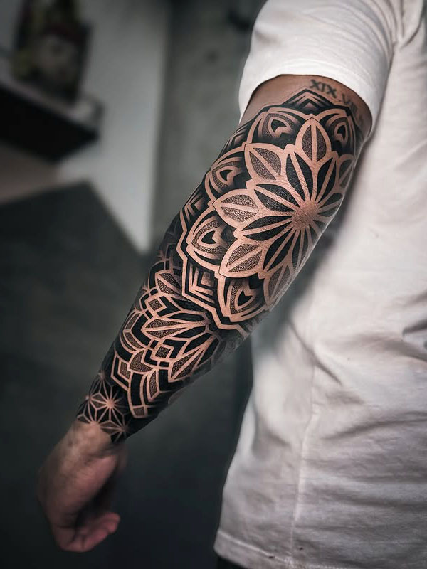 hình xăm mandala tay